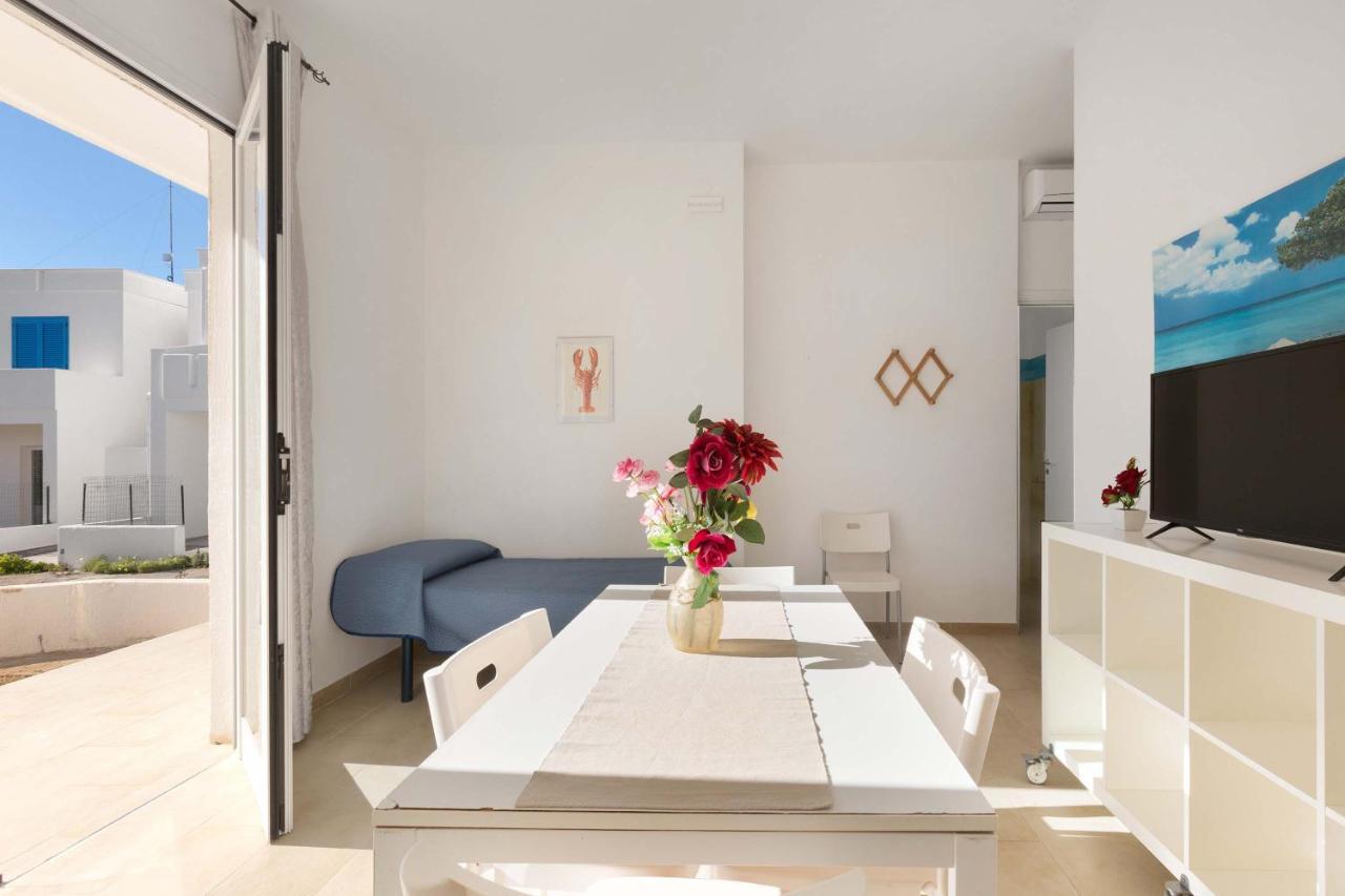 Residence Mare Azzurro Porto Cesareo Exterior foto